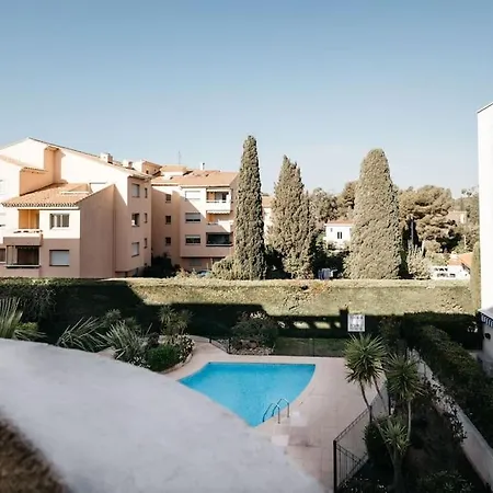Lejlighed Le Dauphin : Piscine Et 50 M A Pied De La *